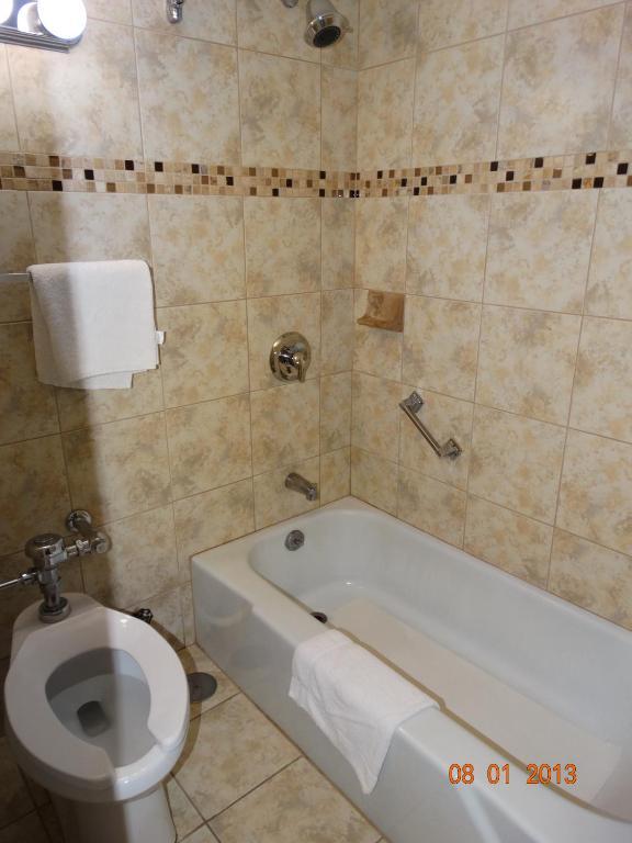 Colony Motel Brookfield Стая снимка